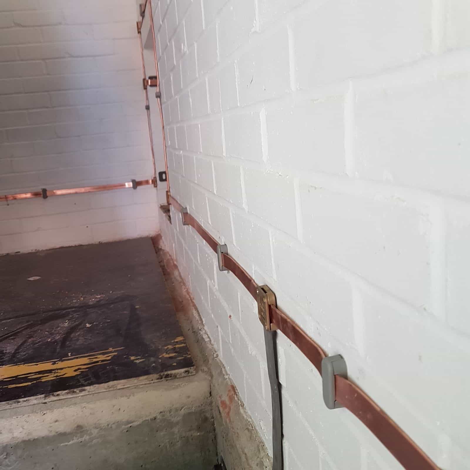 Earthing System with Wall Joints